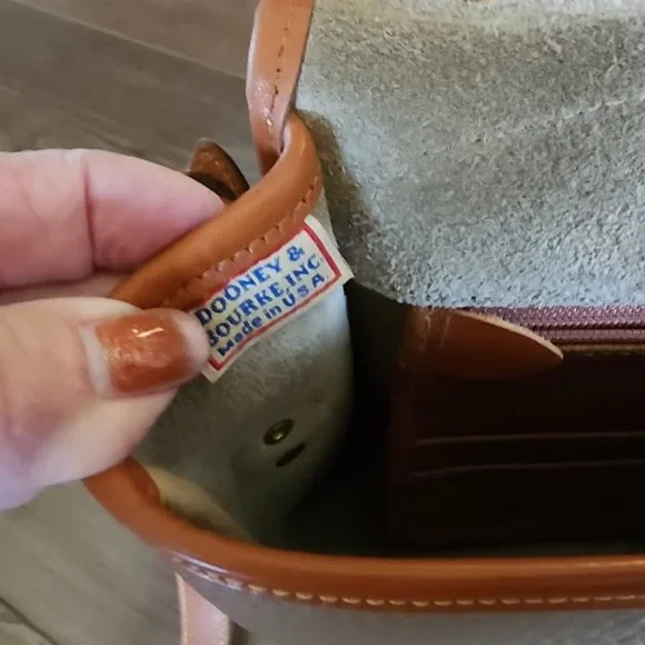 Dooney and Bourke Carrier Bag
